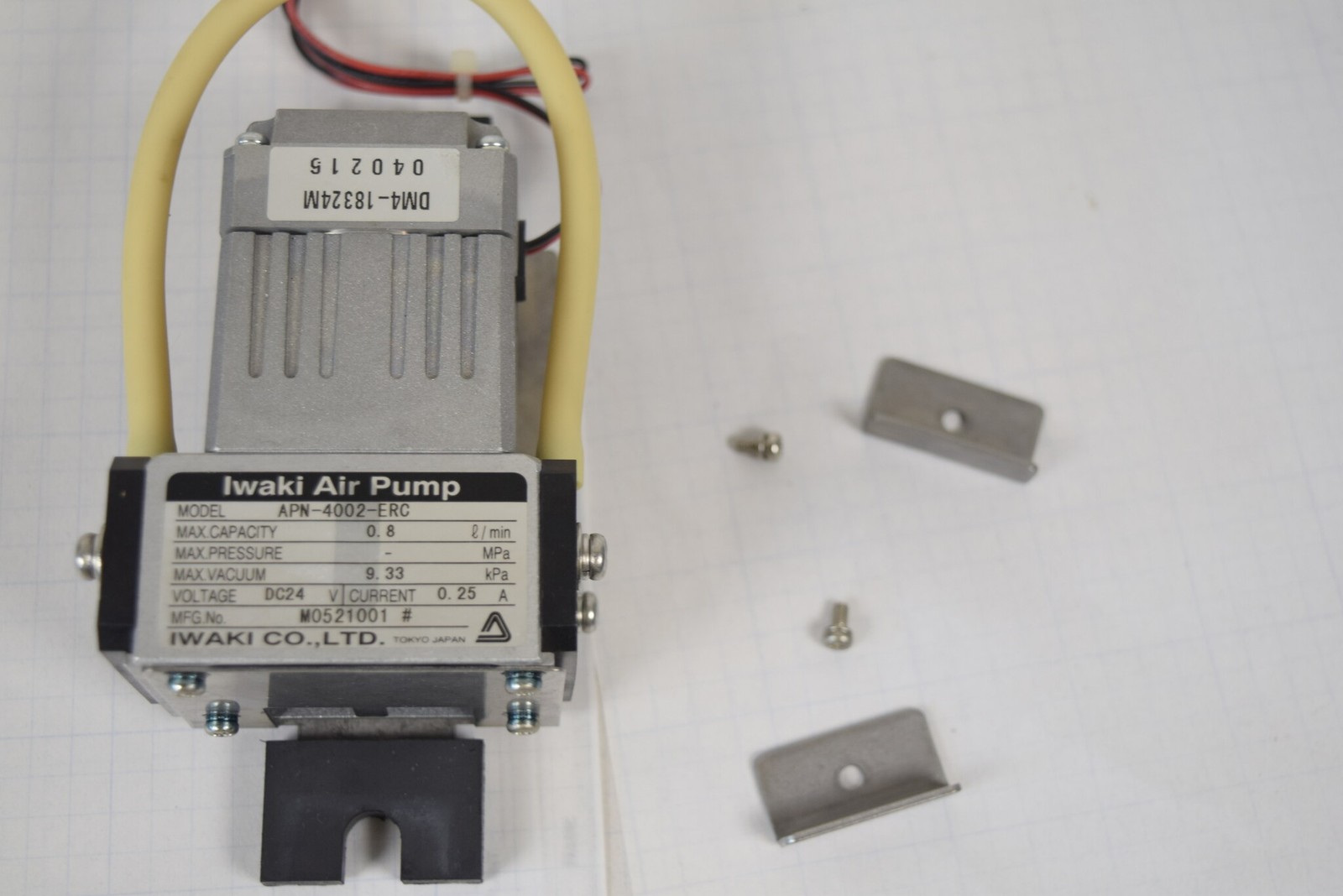 IWAKI Air Vacuum Pump APN-4002-ERC DC24V 9.33kPa 250mA Tested - Agilent G1379A