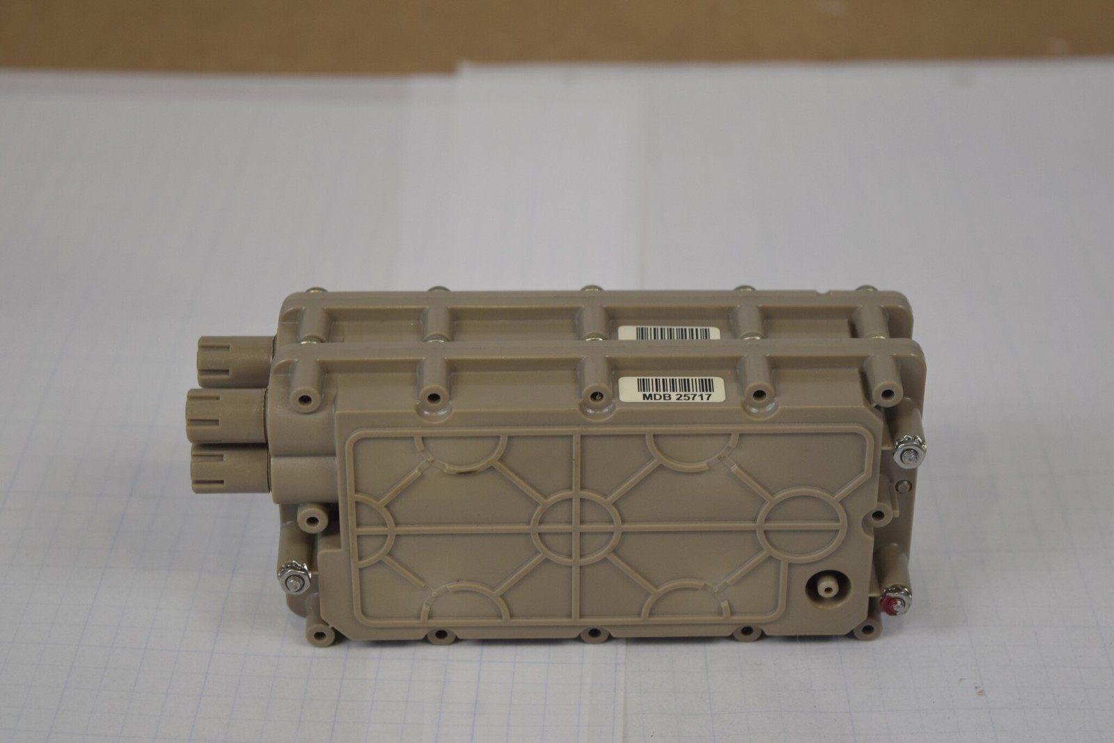 Agilent G1379A Degasser Vacuum Chamber Pair MDB 25717 + 25716 Vacuum-Tested