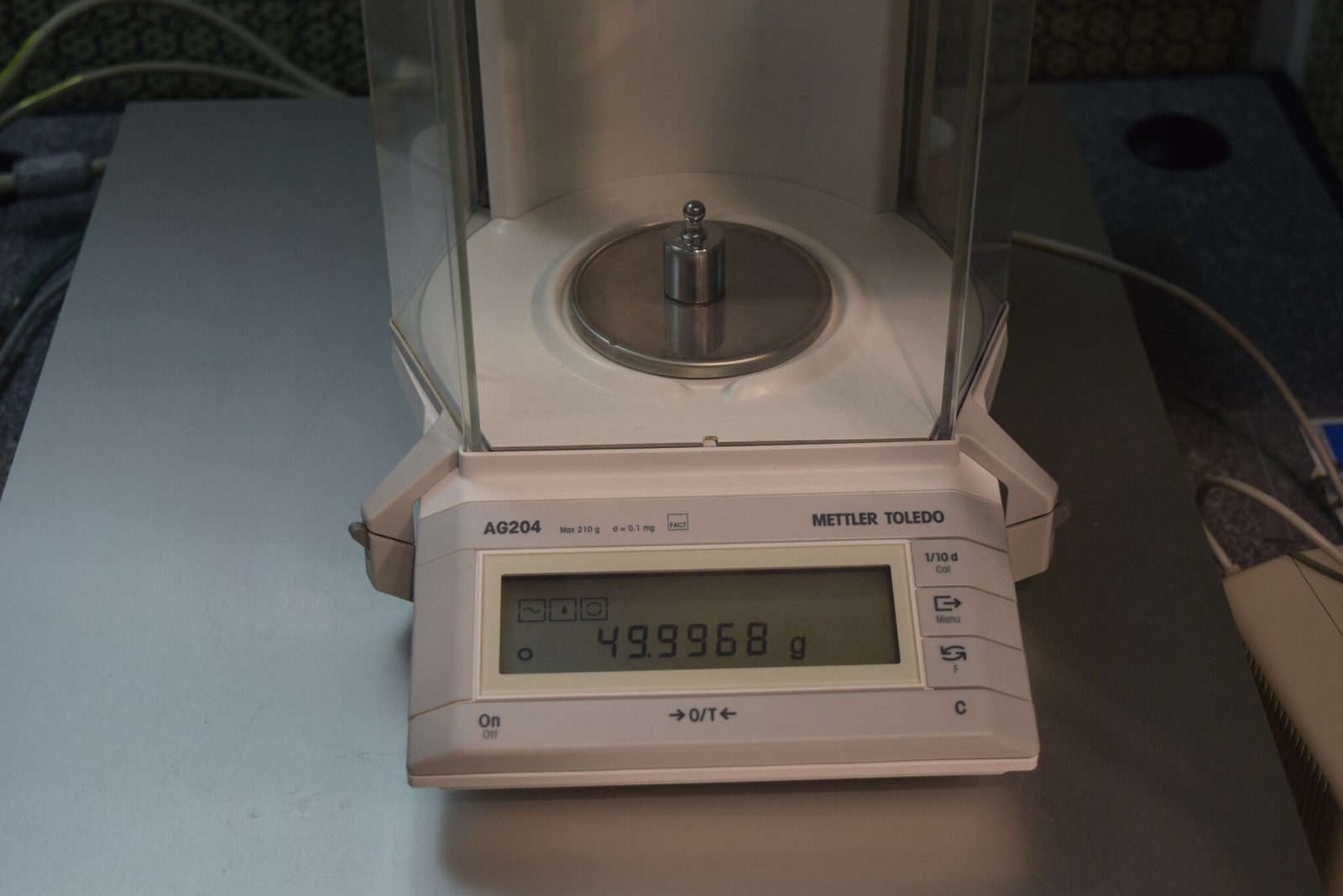 Mettler Toledo AG204 Analytical Balance 210g x 0.1mg FACT Internal Cal + OEM PSU