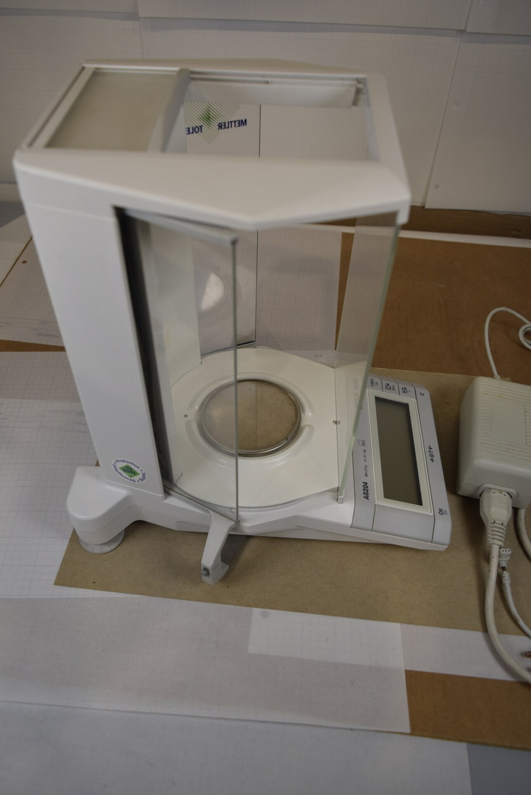 Mettler Toledo AG204 Analytical Balance 210g x 0.1mg FACT Internal Cal + OEM PSU