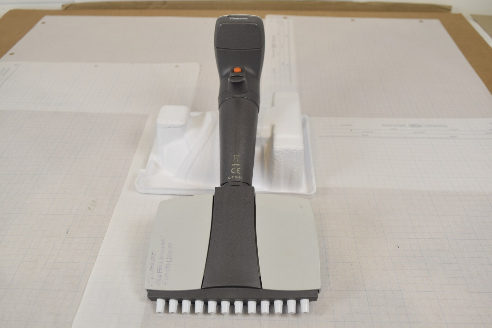 Thermo Finnpipette 12-Ch 30-300uL Electronic Pipette - Won't Power On, For Parts