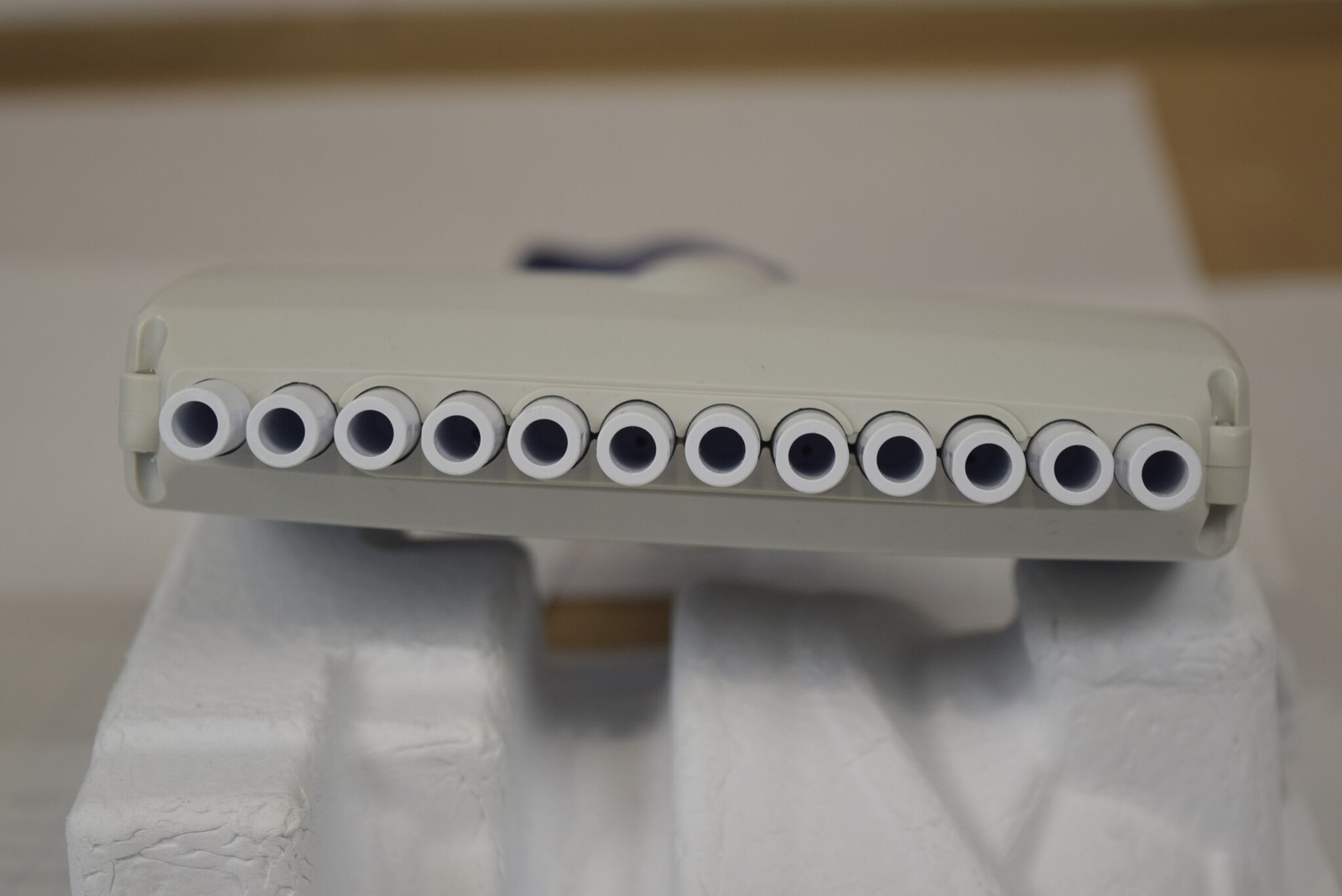 Rainin Pipet-Lite L12-1200 12-Channel 100-1200uL LTS Manual Multichannel Pipette