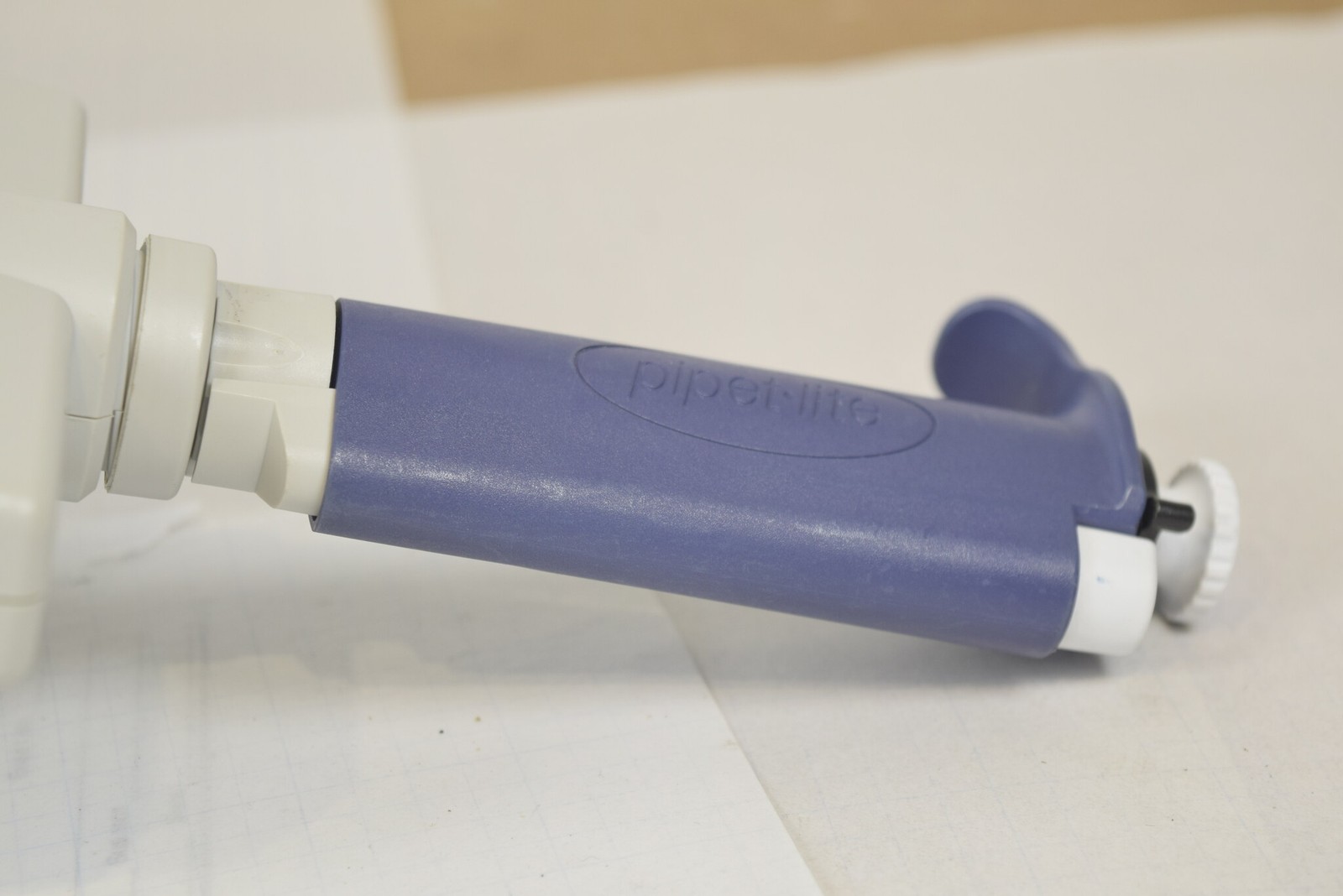 Rainin Pipet-Lite L12-1200 12-Channel 100-1200uL LTS Manual Multichannel Pipette