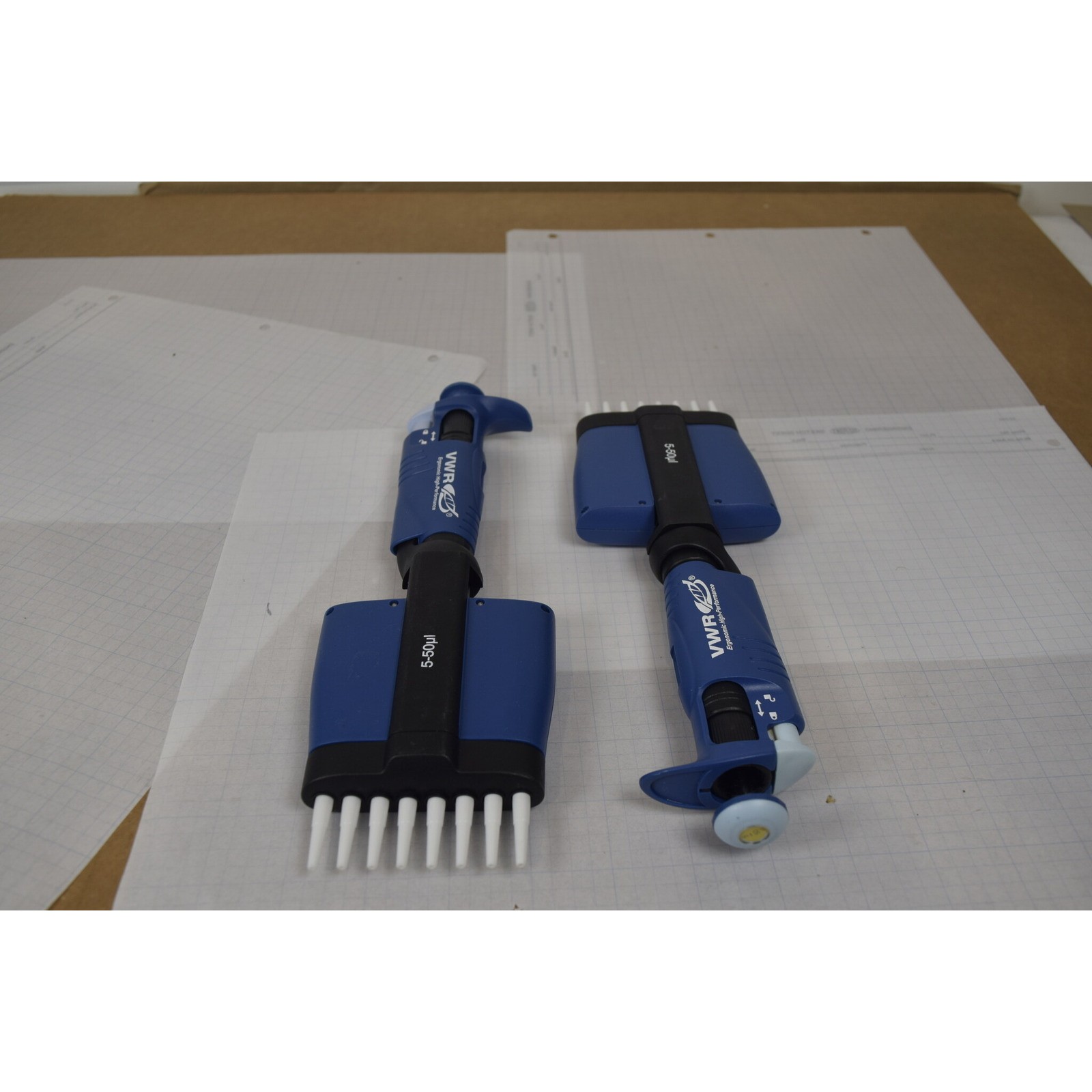 VWR Ergonomic High-Performance 8-Channel 5-50uL Manual Multichannel Pipette