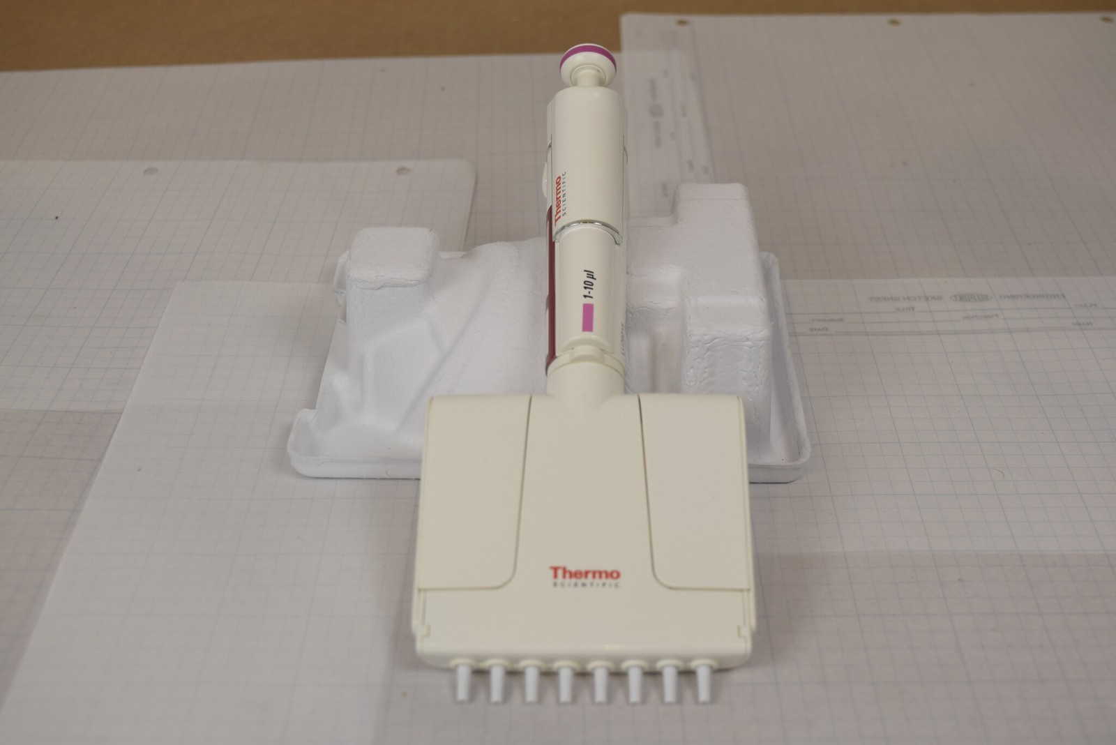 Thermo Finnpipette F1 8-Channel 1-10uL Manual Multichannel Pipette