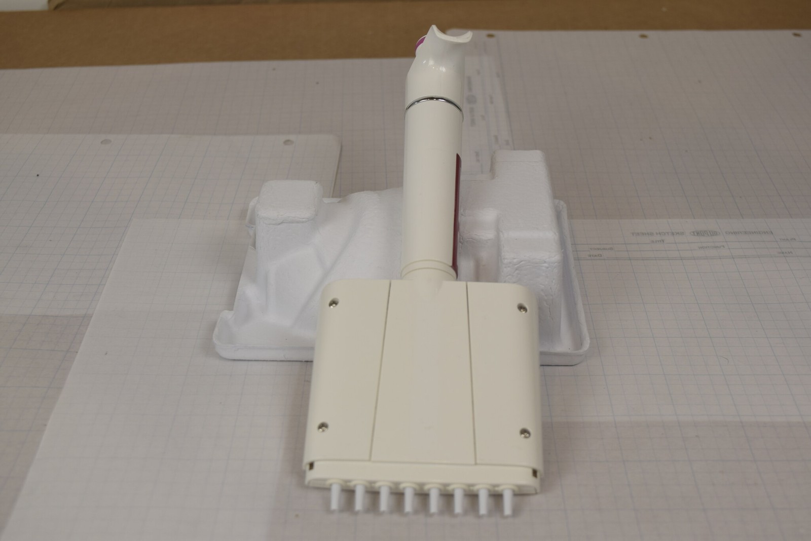 Thermo Finnpipette F1 8-Channel 1-10uL Manual Multichannel Pipette