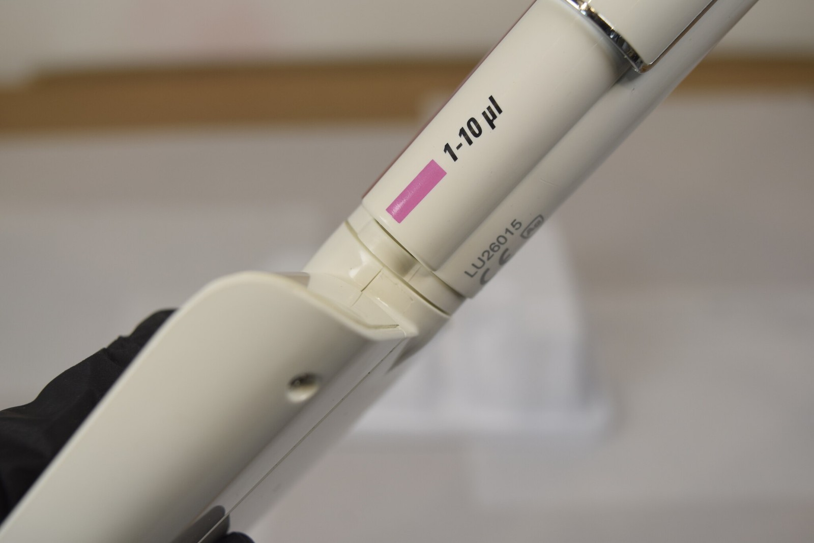 Thermo Finnpipette F1 8-Channel 1-10uL Manual Multichannel Pipette