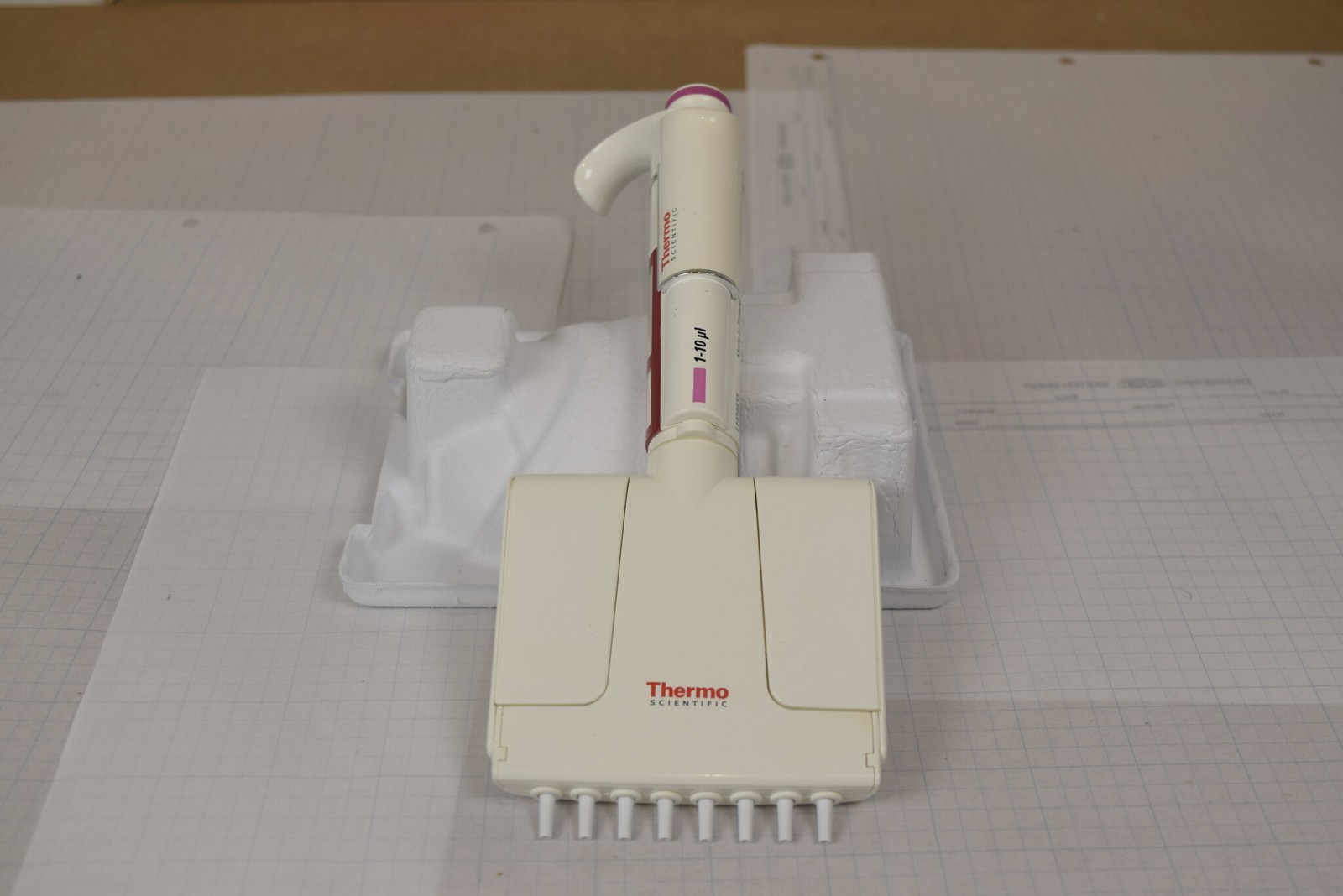 Thermo Finnpipette F1 8-Channel 1-10uL Manual Multichannel Pipette
