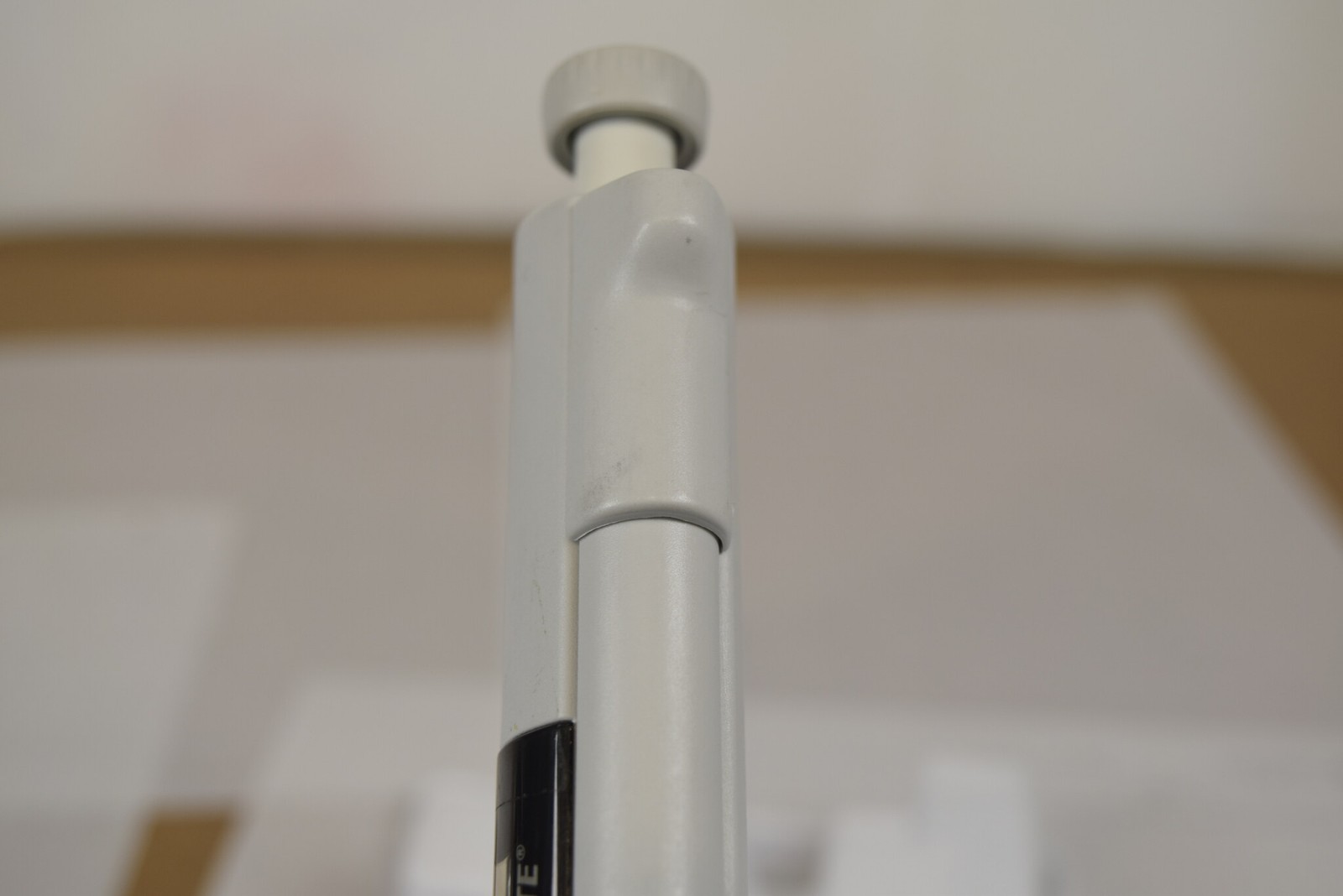 Thermo Finnpipette 4510 12-Channel 0.5-10uL Manual Multichannel Pipette