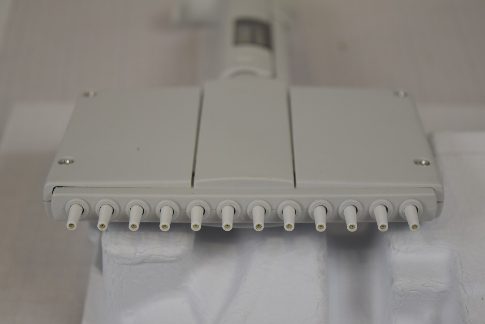 Thermo Finnpipette 4510 12-Channel 0.5-10uL Manual Multichannel Pipette