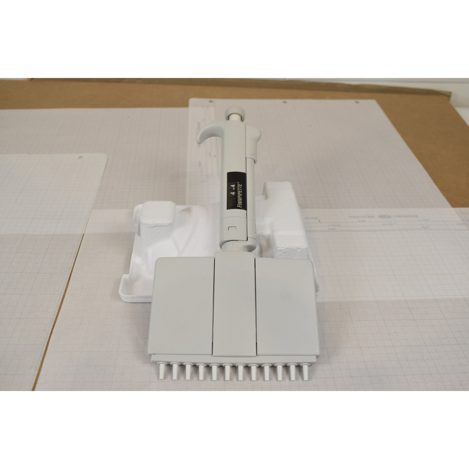 Thermo Finnpipette 4510 12-Channel 0.5-10uL Manual Multichannel Pipette
