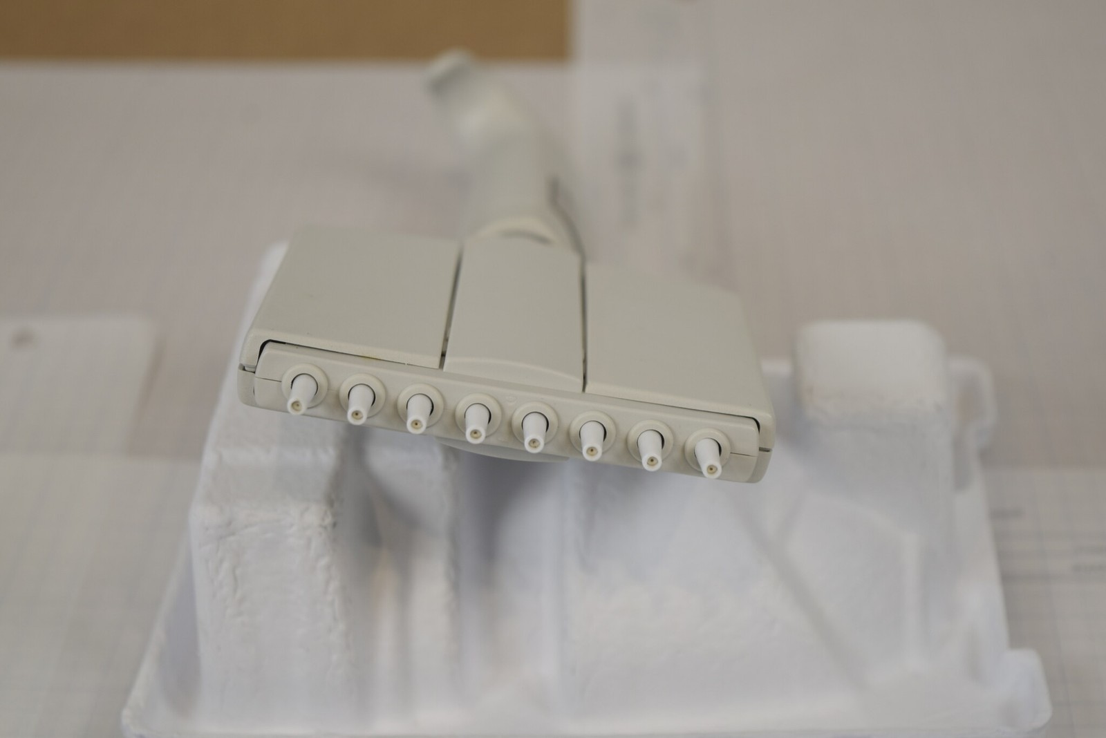 Finnpipette 4510 8-Channel 0.5-10uL Manual Multichannel Thermo Labsystems