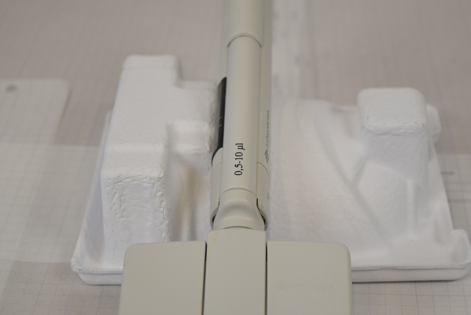Finnpipette 4510 8-Channel 0.5-10uL Manual Multichannel Thermo Labsystems