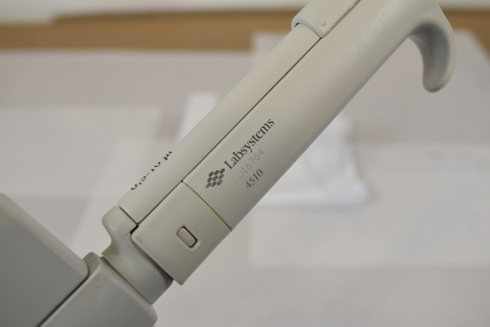 Finnpipette 4510 8-Channel 0.5-10uL Manual Multichannel Thermo Labsystems