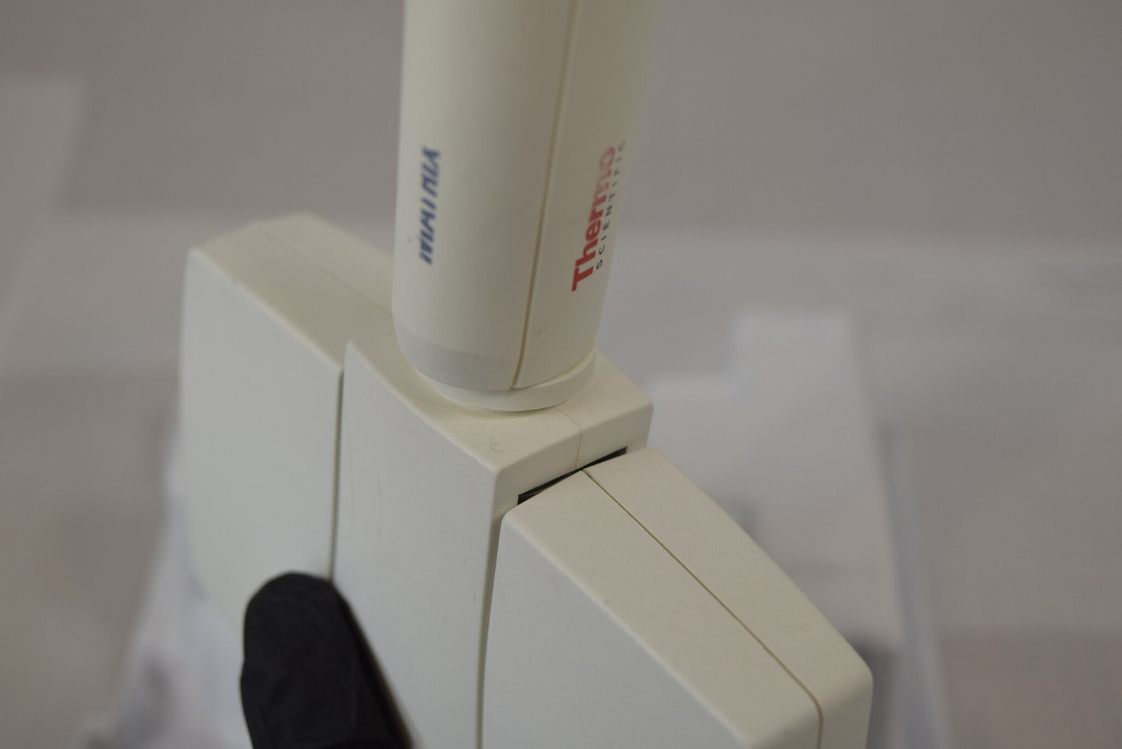 Thermo Scientific Matrix 12-Channel 30-300uL Manual Multichannel Pipette
