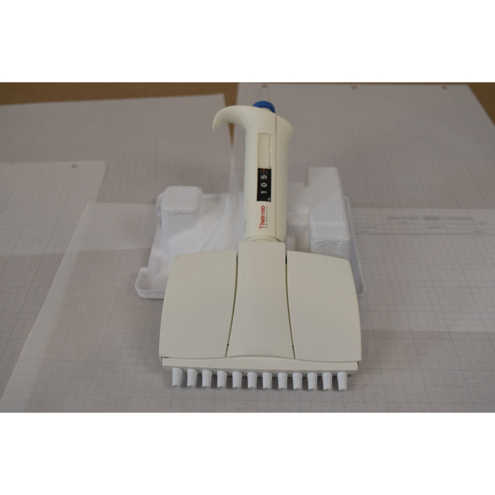Thermo Scientific Matrix 12-Channel 30-300uL Manual Multichannel Pipette