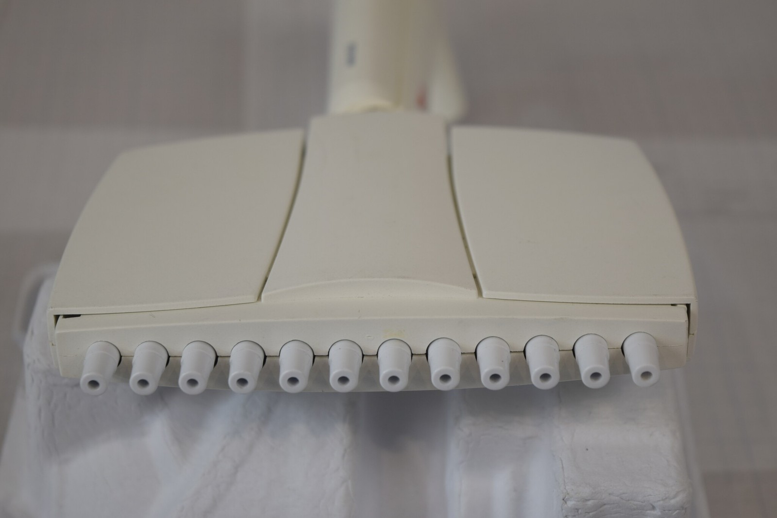 Thermo Scientific Matrix 12-Channel 30-300uL Manual Multichannel Pipette