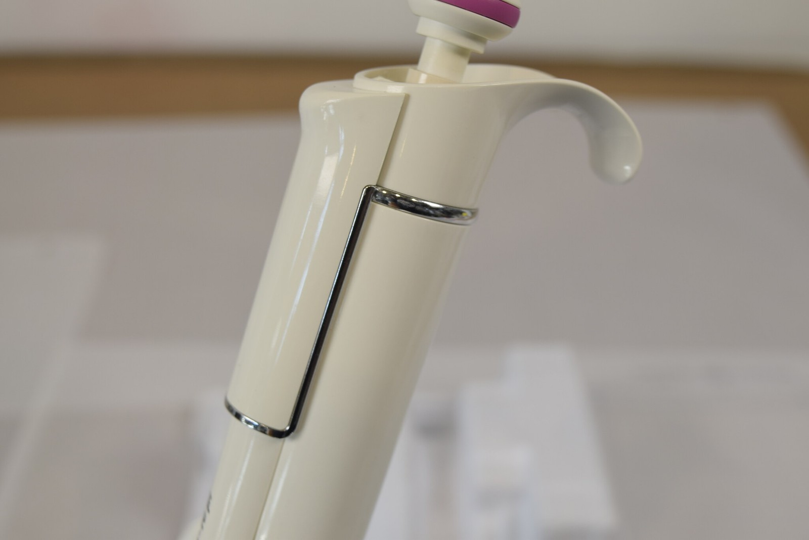 Thermo Finnpipette F1 12-Channel 1-10uL Manual Multichannel Pipette