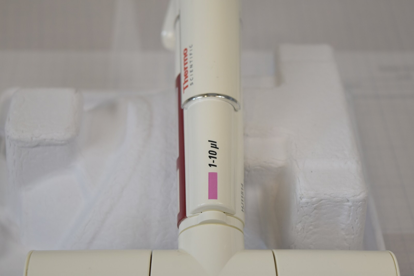 Thermo Finnpipette F1 12-Channel 1-10uL Manual Multichannel Pipette