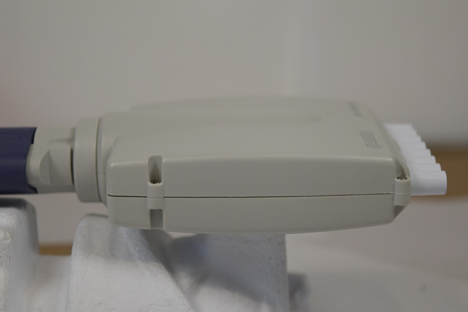Rainin Pipet-Lite L8-1200 8-Channel 100-1200uL LTS Manual Multichannel Pipette