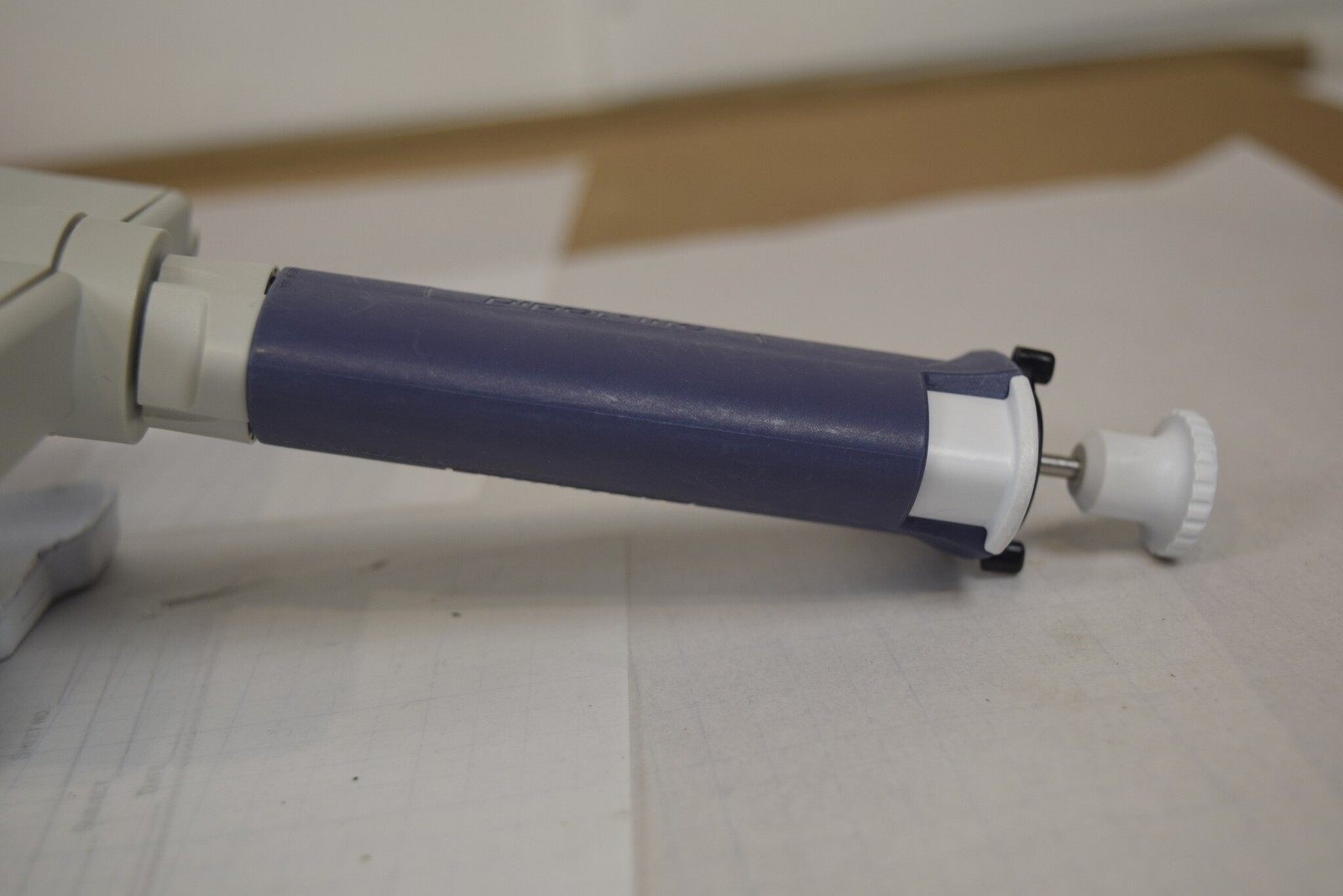 Rainin Pipet-Lite L12-200 12-Channel 20-200uL LTS Manual Multichannel Pipette
