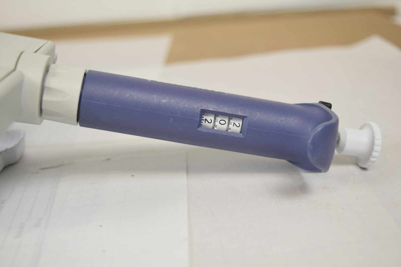 Rainin Pipet-Lite L12-200 12-Channel 20-200uL LTS Manual Multichannel Pipette
