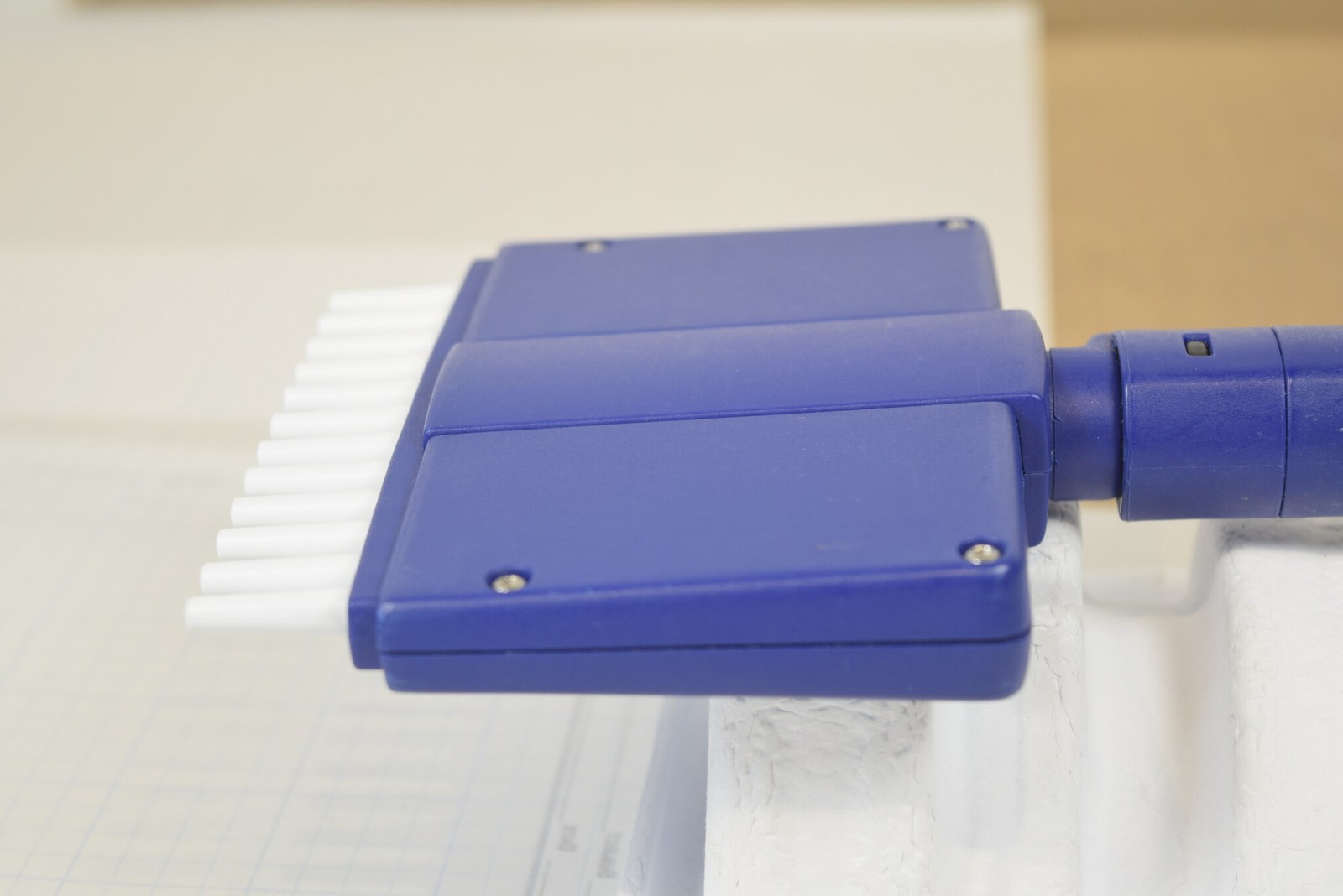 Fisherbrand Finnpipette II 12-Channel 5-50uL Manual Multichannel Pipette