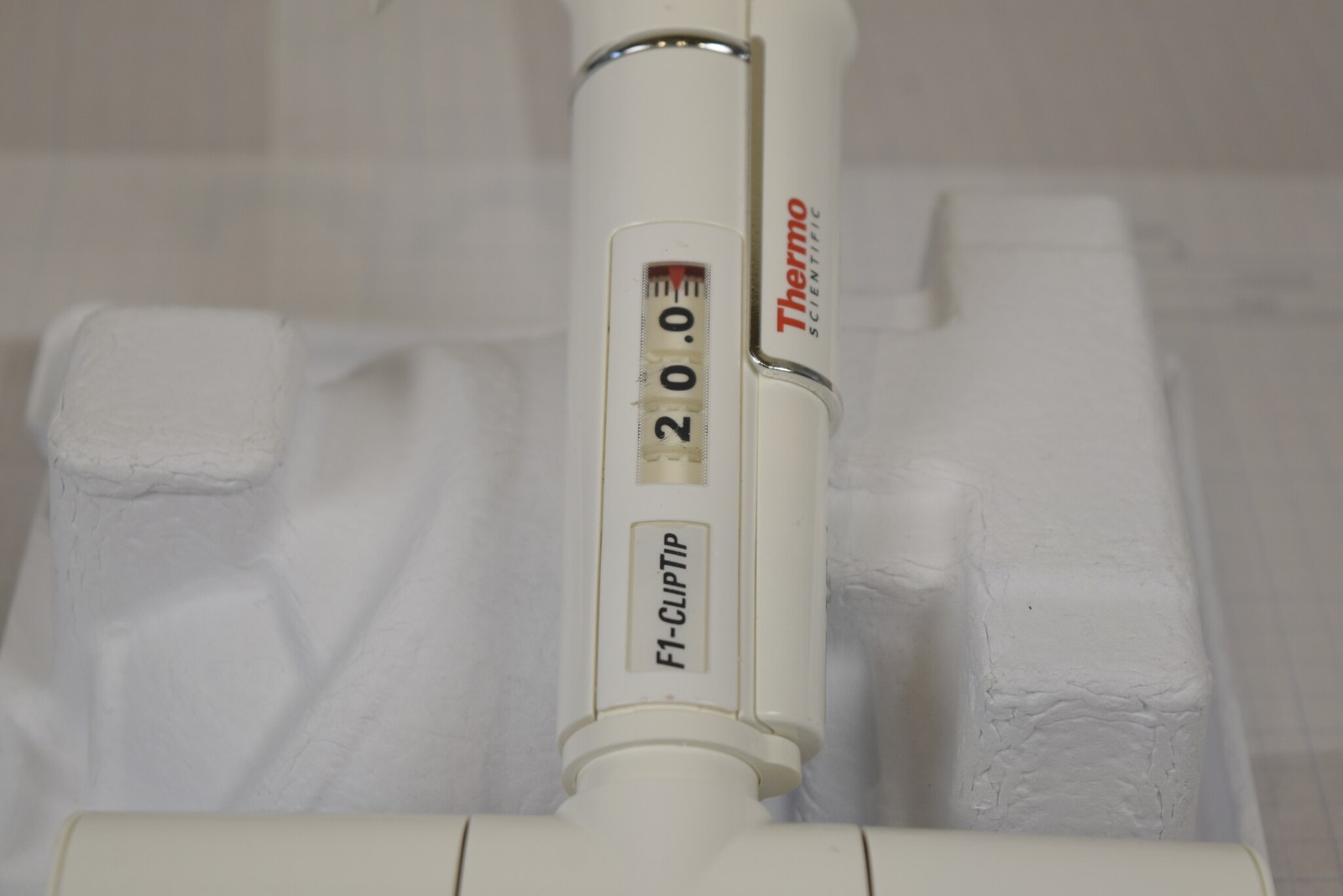 Thermo F1-ClipTip 12-Channel 5-50uL Manual Multichannel Pipette