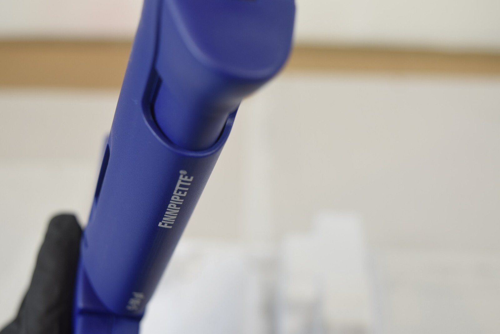 Fisherbrand Finnpipette 12-Channel 5-50uL Manual Multichannel Pipette