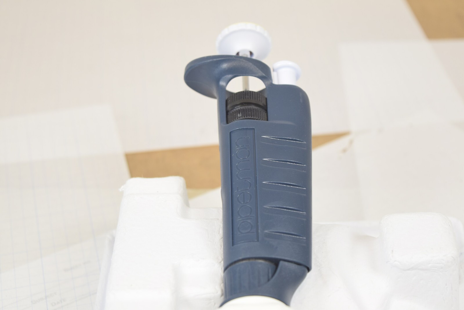 Gilson Pipetman P20 8-Channel 2-20uL Manual Multichannel Pipette