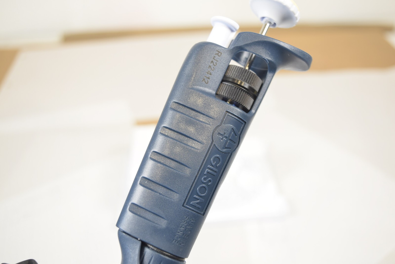 Gilson Pipetman P20 8-Channel 2-20uL Manual Multichannel Pipette