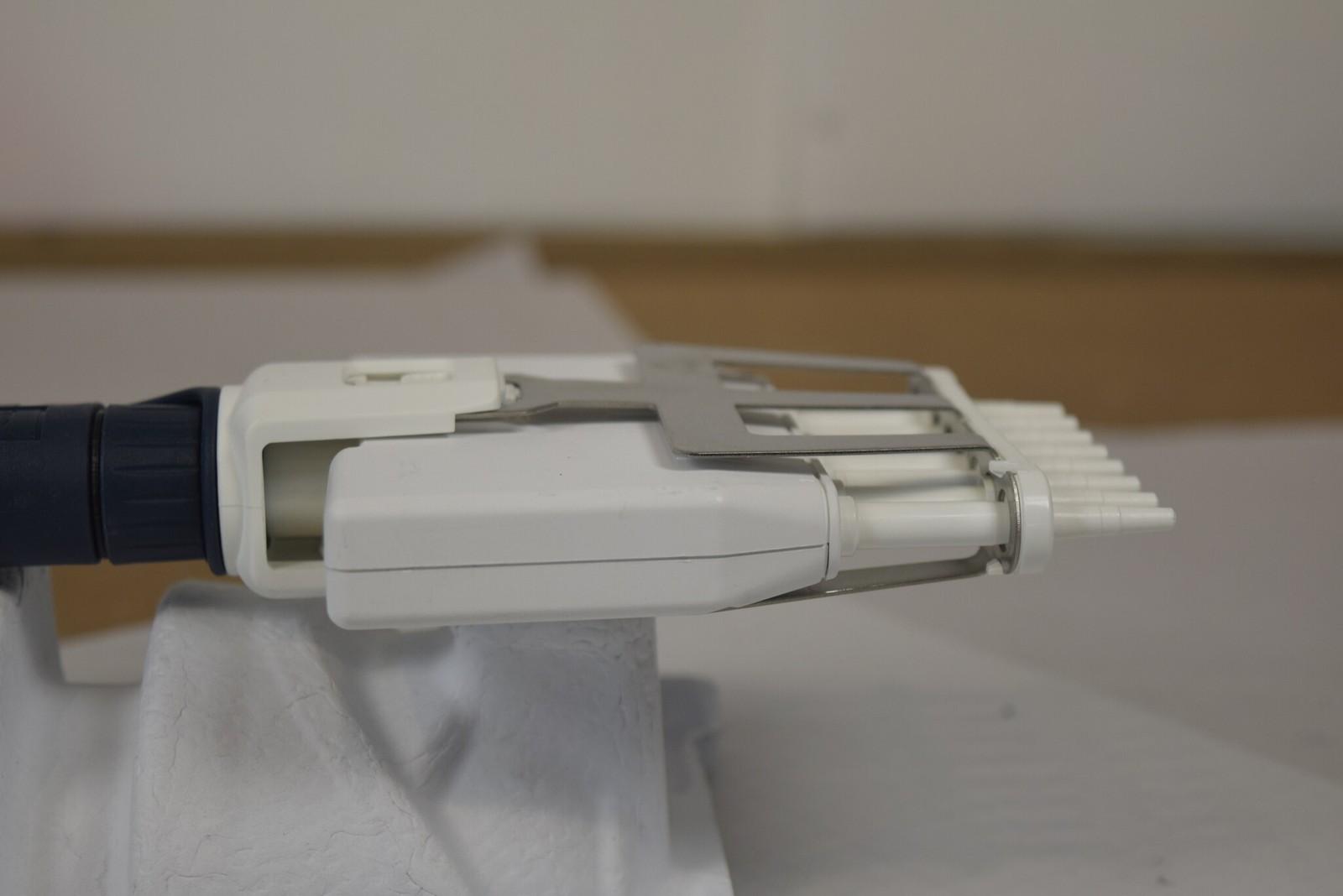 Gilson Pipetman P20 8-Channel 2-20uL Manual Multichannel Pipette
