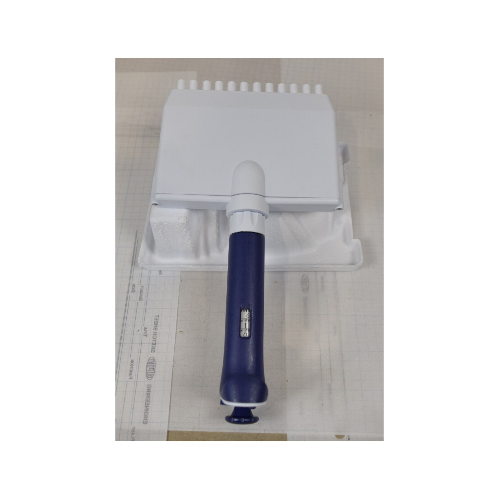 Rainin Pipet-Lite XLS L12-200XLS 12-Channel 20-200uL LTS Manual Pipette RFID