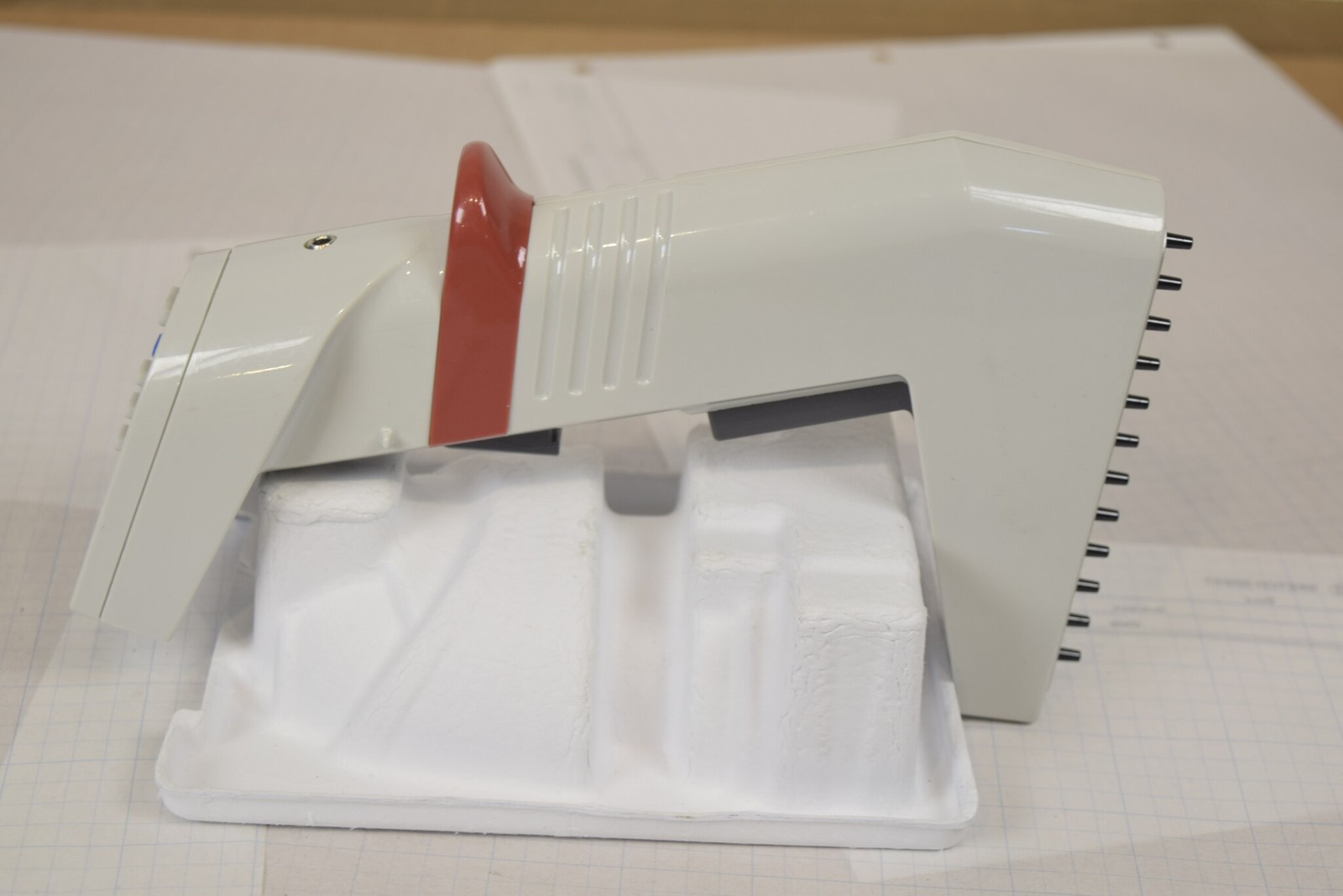 Thermo Matrix 12-Channel 0.5-12.5uL Electronic Pipette - Tested, No Charger