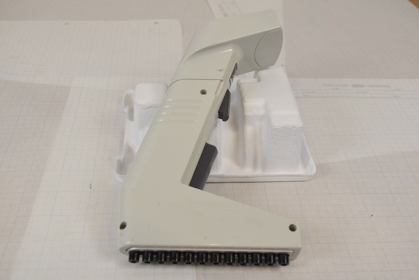 Matrix Impact2 12-Channel 850uL Electronic Pipette - Slight Grind, For Parts