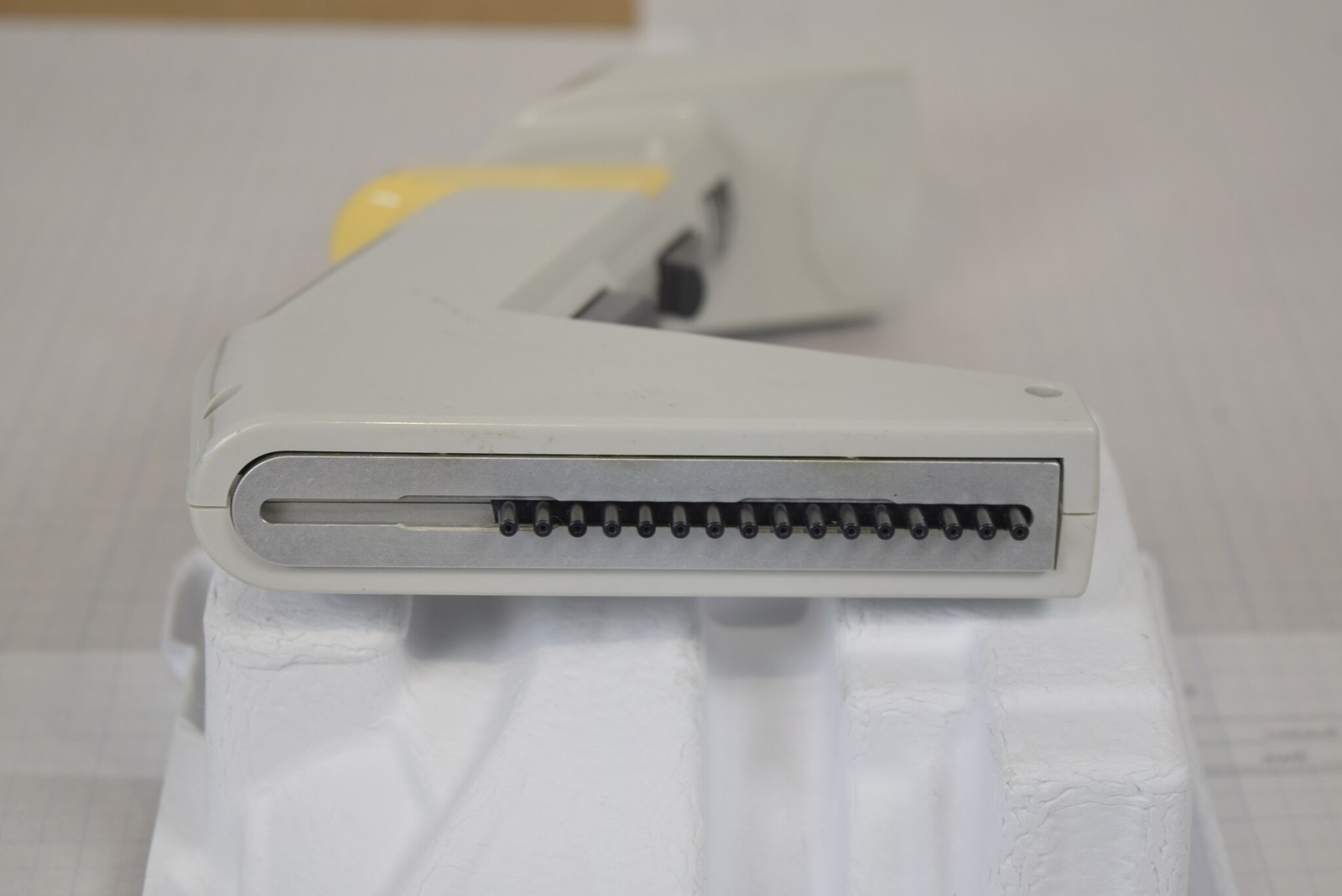 Matrix Impact2 16-Channel 125uL Electronic Pipette - Bench Tested, No Charger