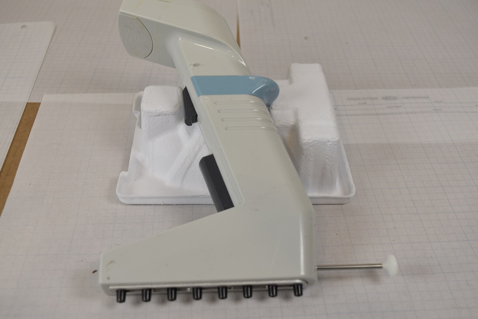 Matrix Impact2 8-Channel 250uL Adjustable Spacing Electronic Pipette + Charger