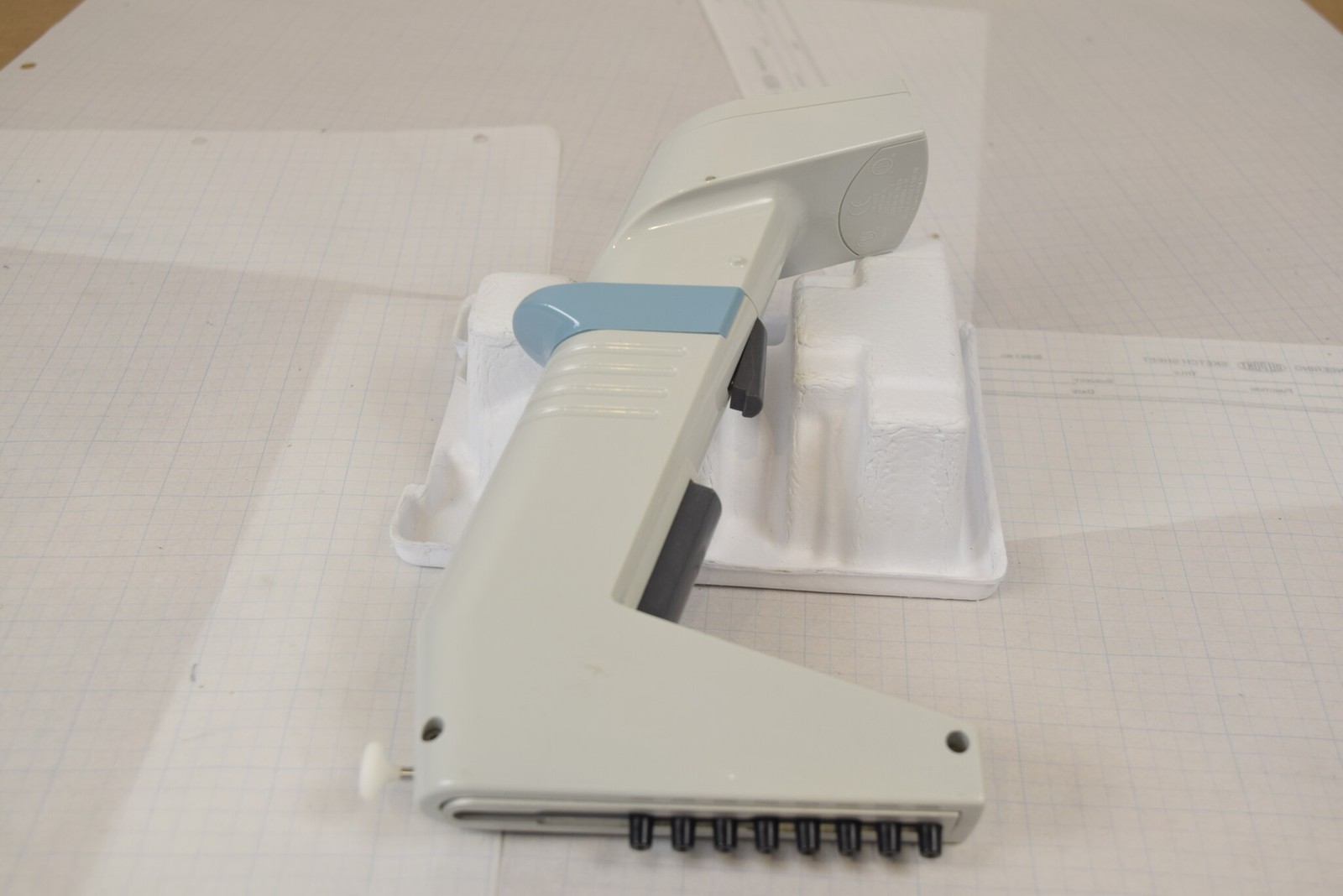 Matrix Impact2 8-Channel 250uL Adjustable Spacing Pipette - Tested, No Charger