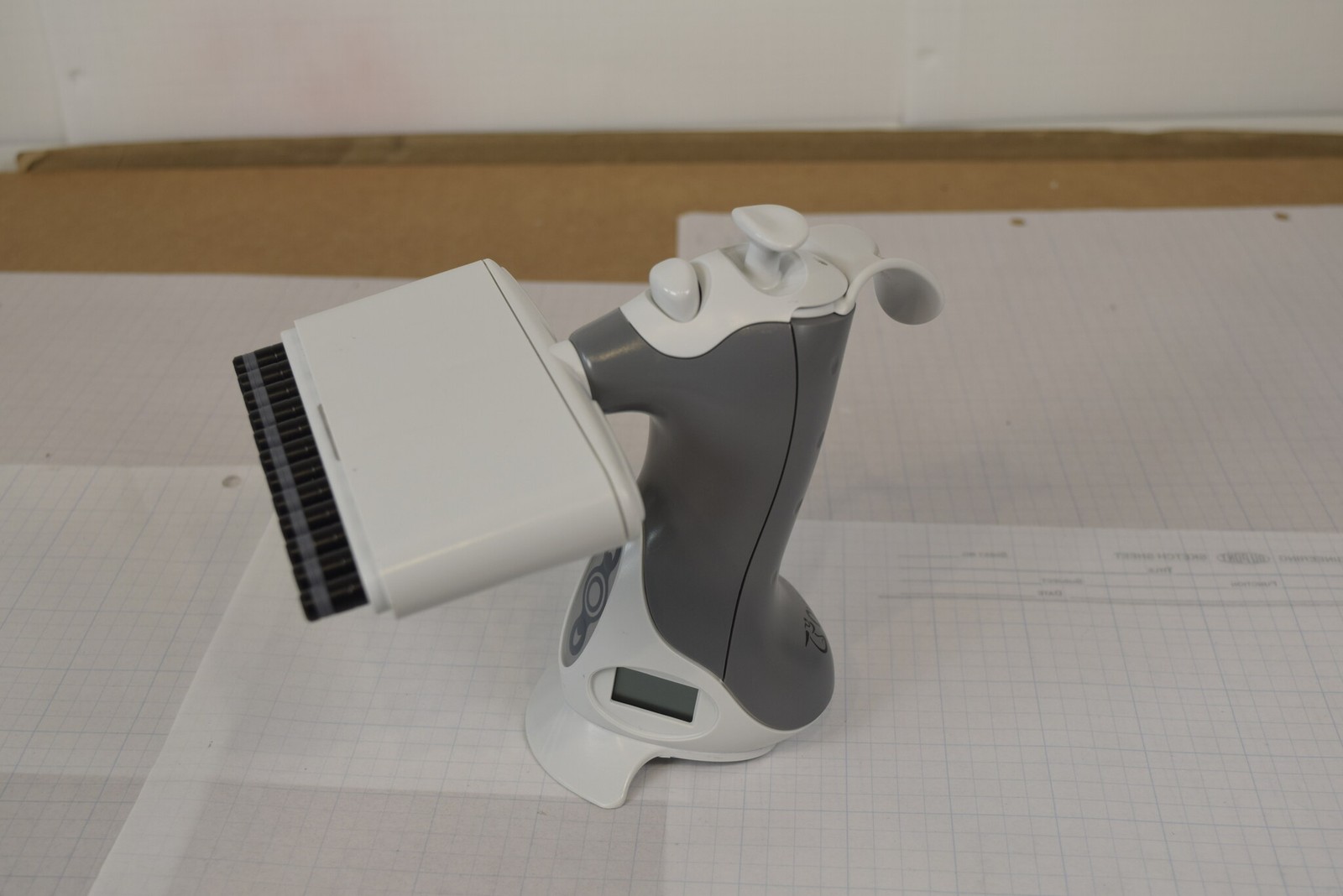 VistaLab Ovation E12 12-Channel 25-850uL Electronic Pipette - For Parts/Repair