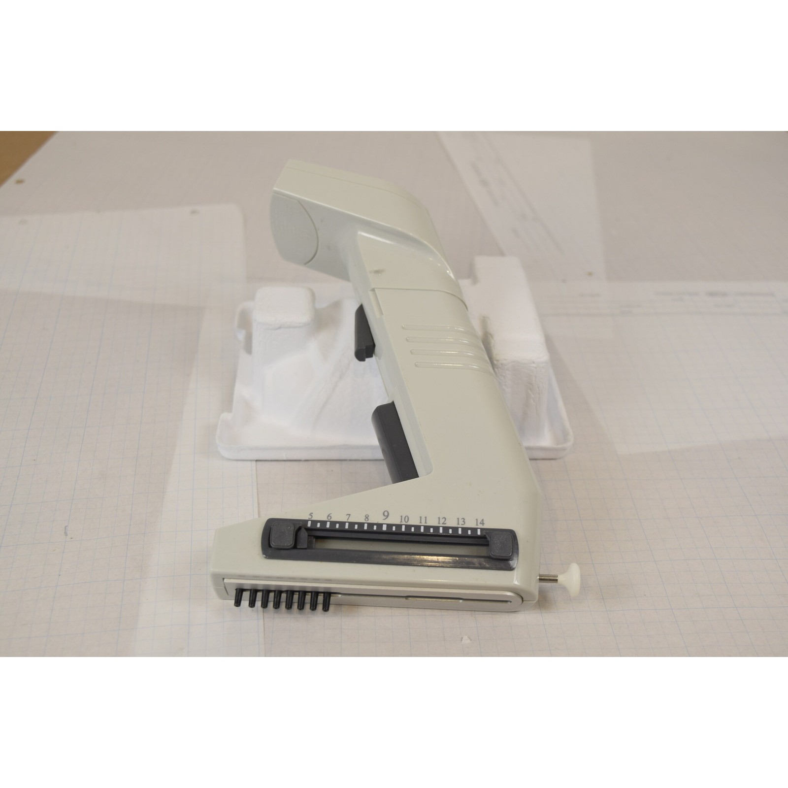 Matrix Impact2 8-Channel 125uL Adjustable Spacing Pipette - Tested, No Charger