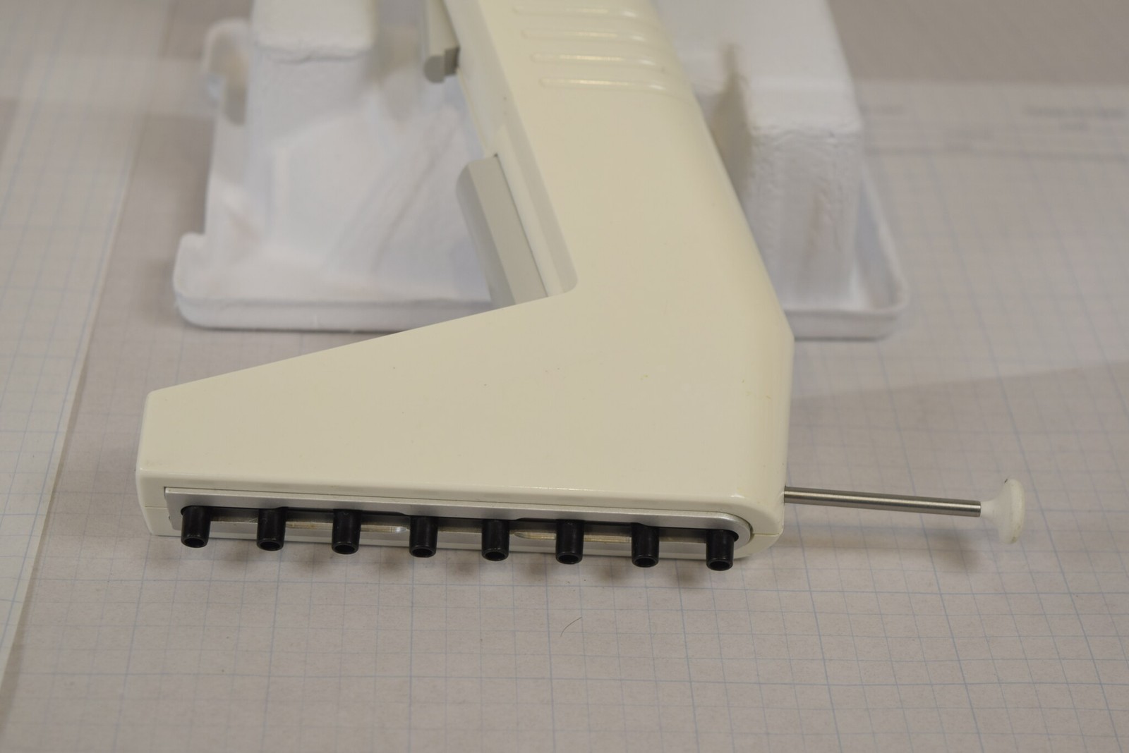 Matrix Impact 8-Channel 250uL Adjustable Spacing Pipette - Tested, No Battery