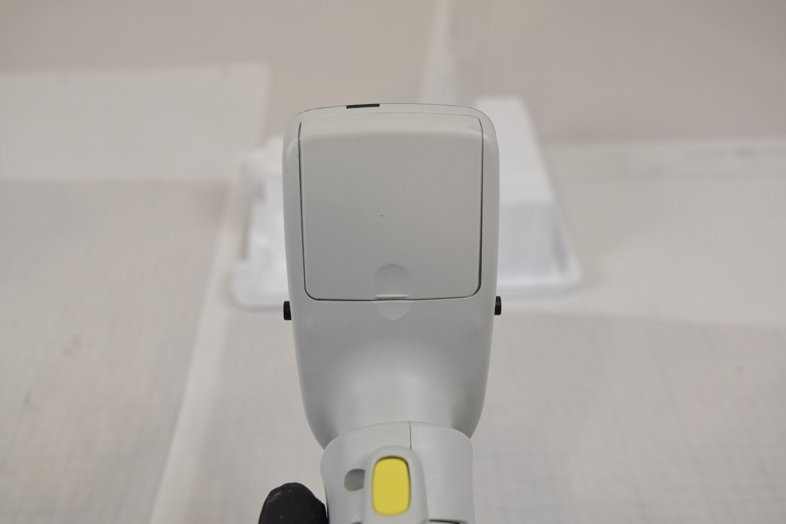 Thermo E1-ClipTip 2-125uL Electronic Pipette 4670020 - Missing Ejector Sleeve