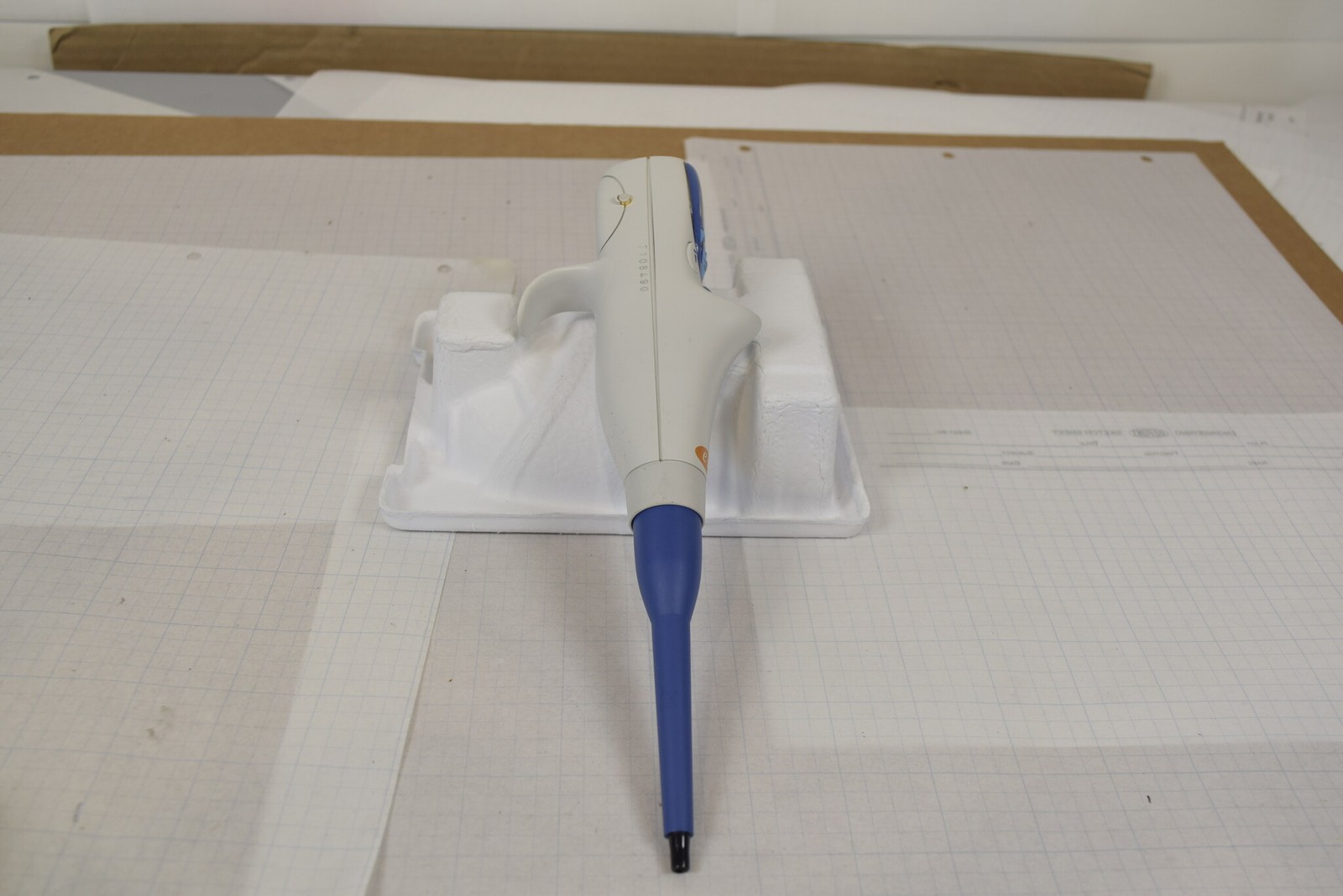 Fisherbrand e300 / Biohit eLINE 10-300uL Pipette - Won't Initialize, For Parts