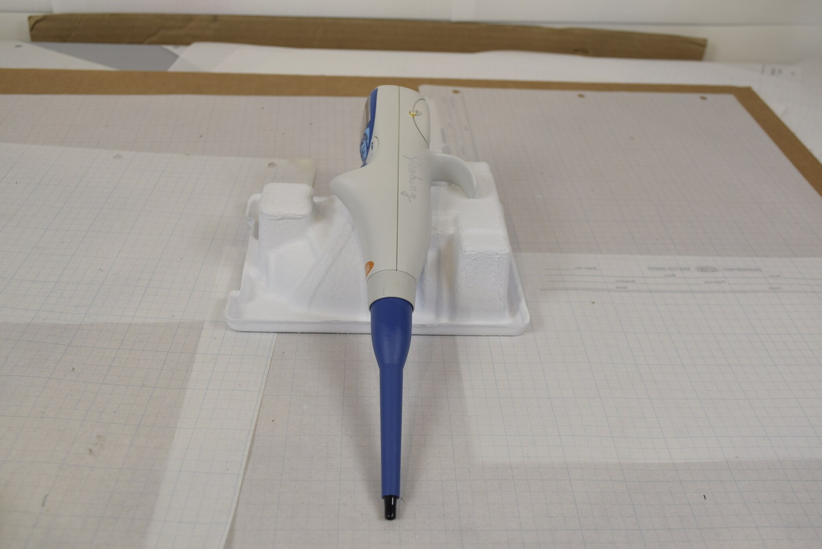 Fisherbrand e300 / Biohit eLINE 10-300uL Pipette - Won't Initialize, For Parts