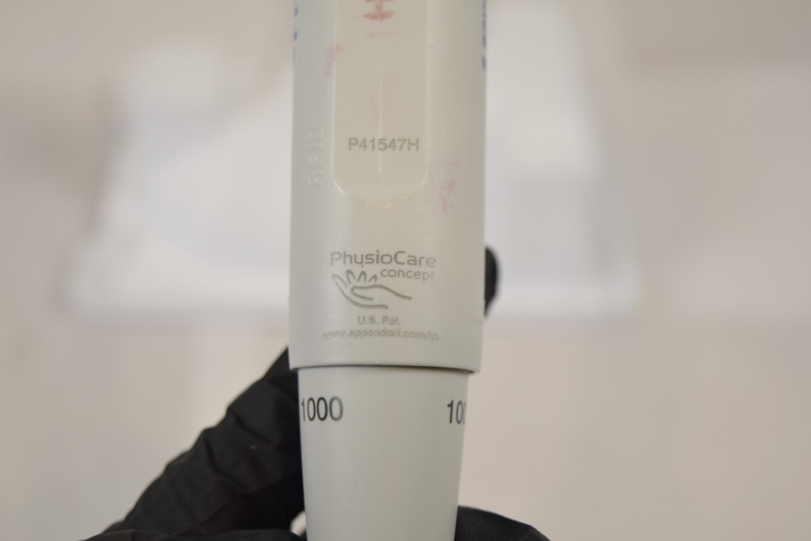 Eppendorf Reference 2 1000uL Pipette - Missing Top Cover, Out of Sync, For Parts