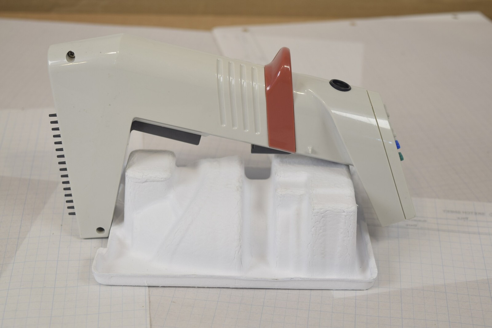 Matrix 16-Channel 0.5-12.5uL Electronic Pipette - Bench Tested, No Charger