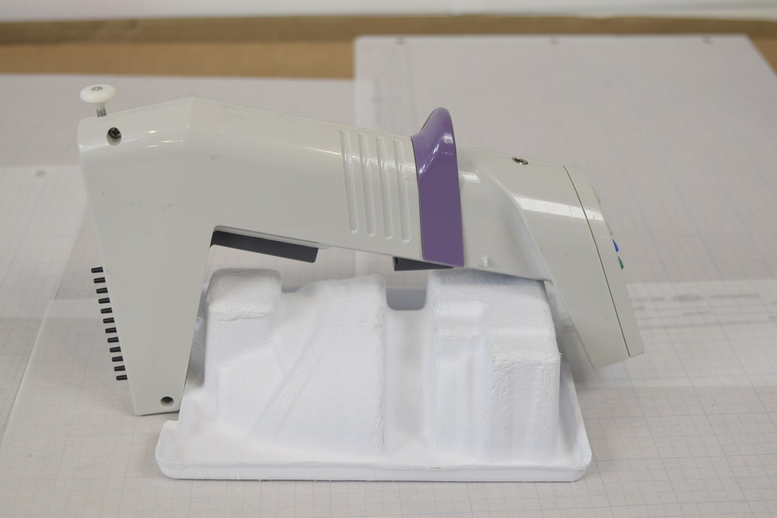 Matrix Impact2 12-Channel 30uL Adjustable Spacing Pipette - Tested, Seam Opens