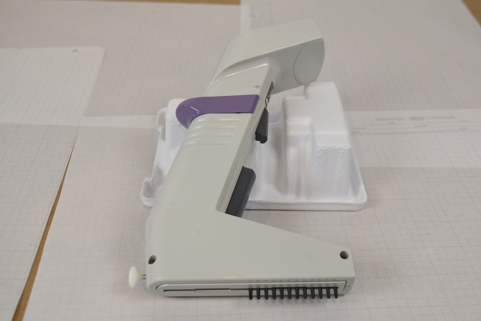 Matrix Impact2 12-Channel 30uL Adjustable Spacing Pipette - Tested, Seam Opens