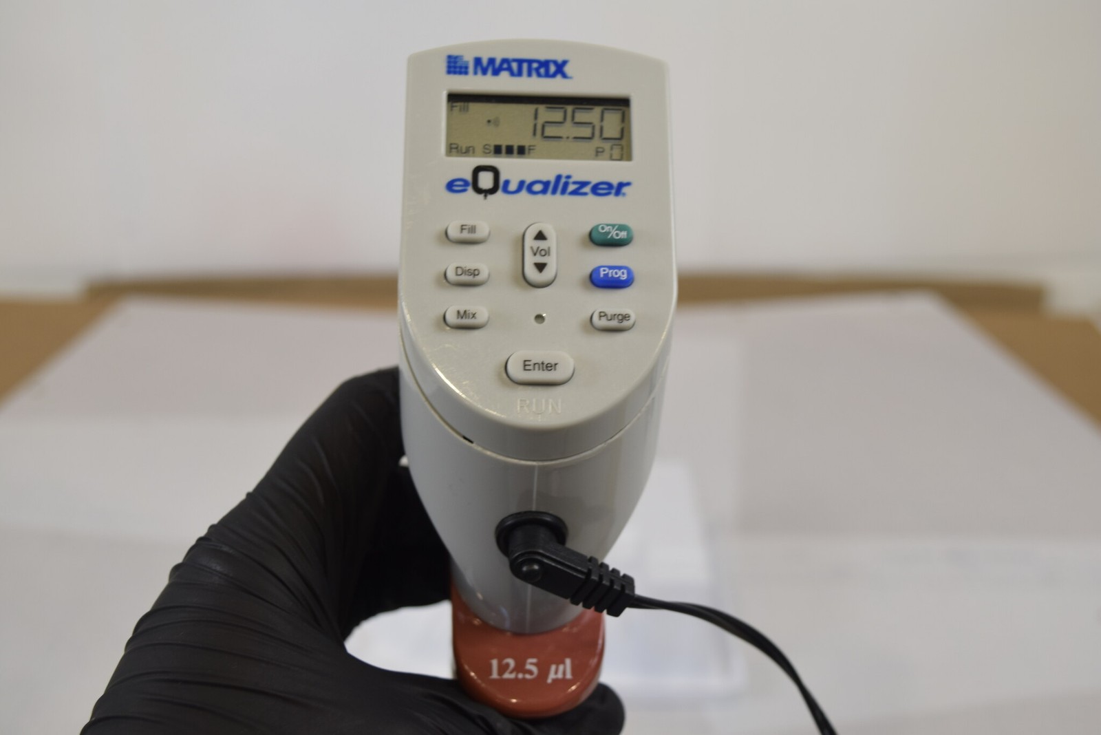 Matrix eQualizer 8-Channel 12.5uL Adjustable Spacing Pipette + Charger - Tested