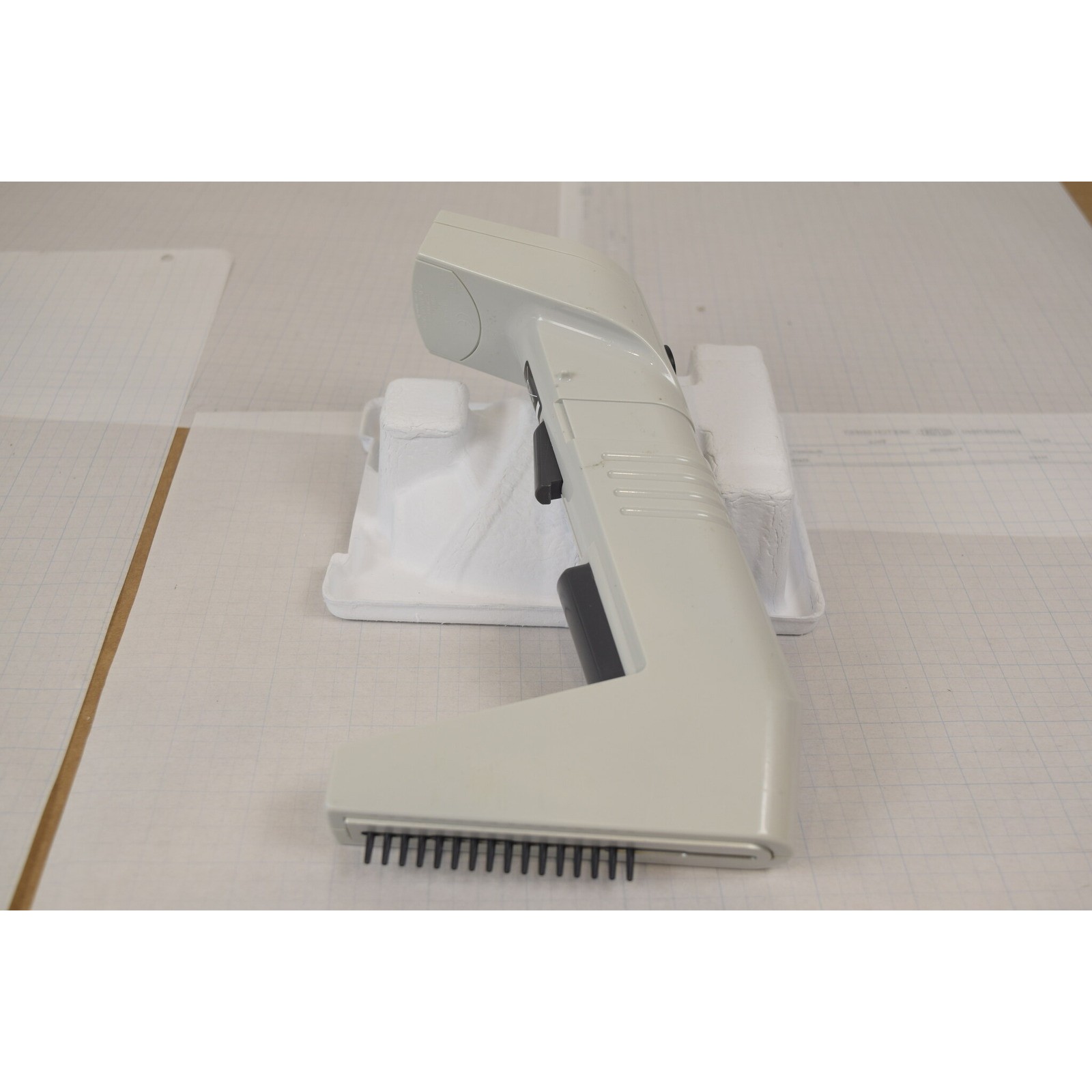 Matrix Impact2 16-Channel 30uL Electronic Pipette - Motor Grinds, For Parts